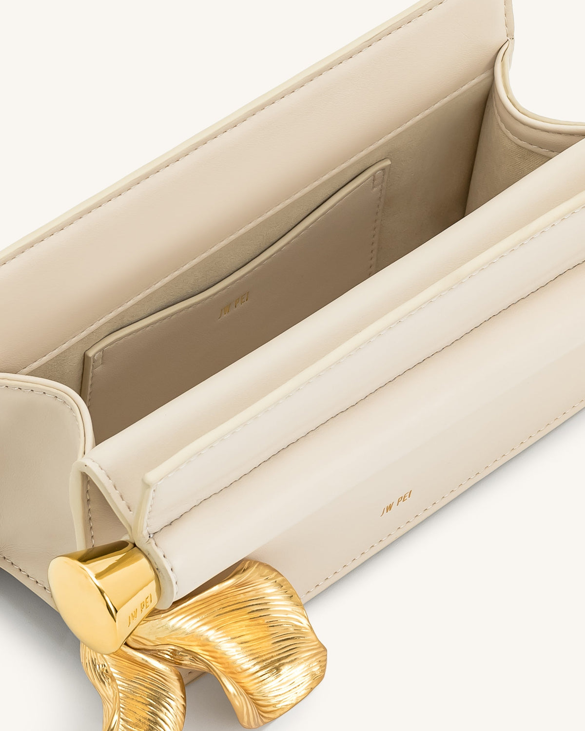 Holly Metal Pendant Embellished Clutch - White | JW PEI