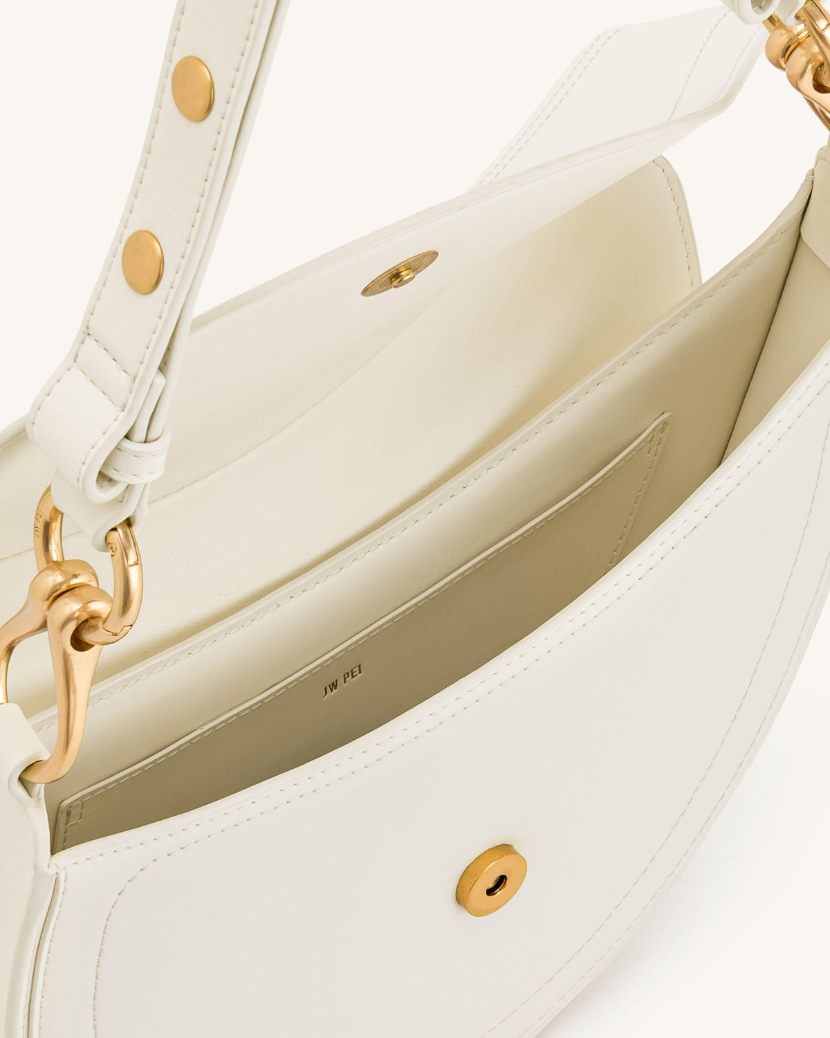 Ashlie Crossbody Bag - White | JW PEI
