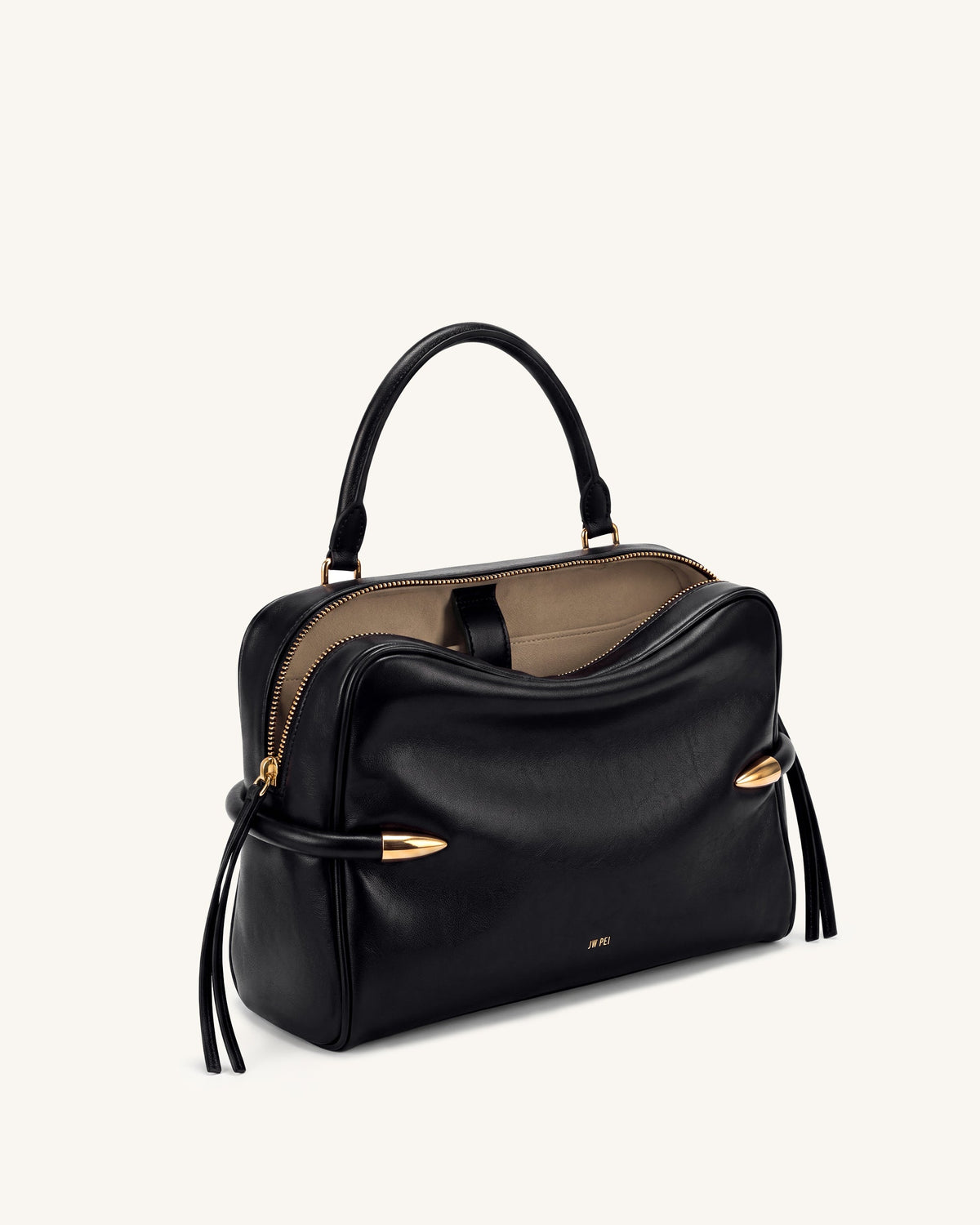 Callie Tusk Detail Shoulder Bag - Black | JW PEI