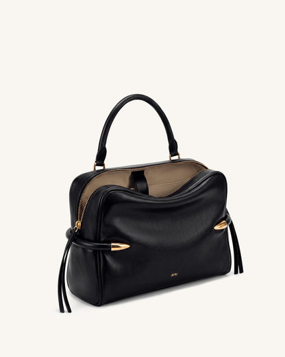Callie Tusk Detail Shoulder Bag - Black | JW PEI
