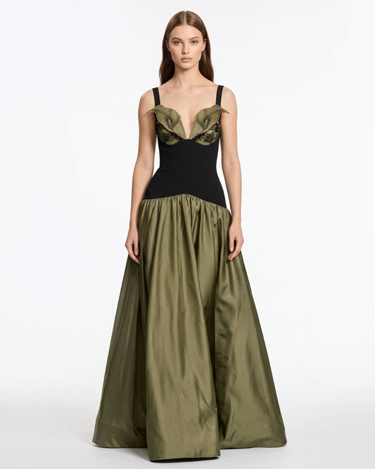 3D Floral Drop-Waist A-Line Maxi Dress - Olive Green & Black | JW PEI
