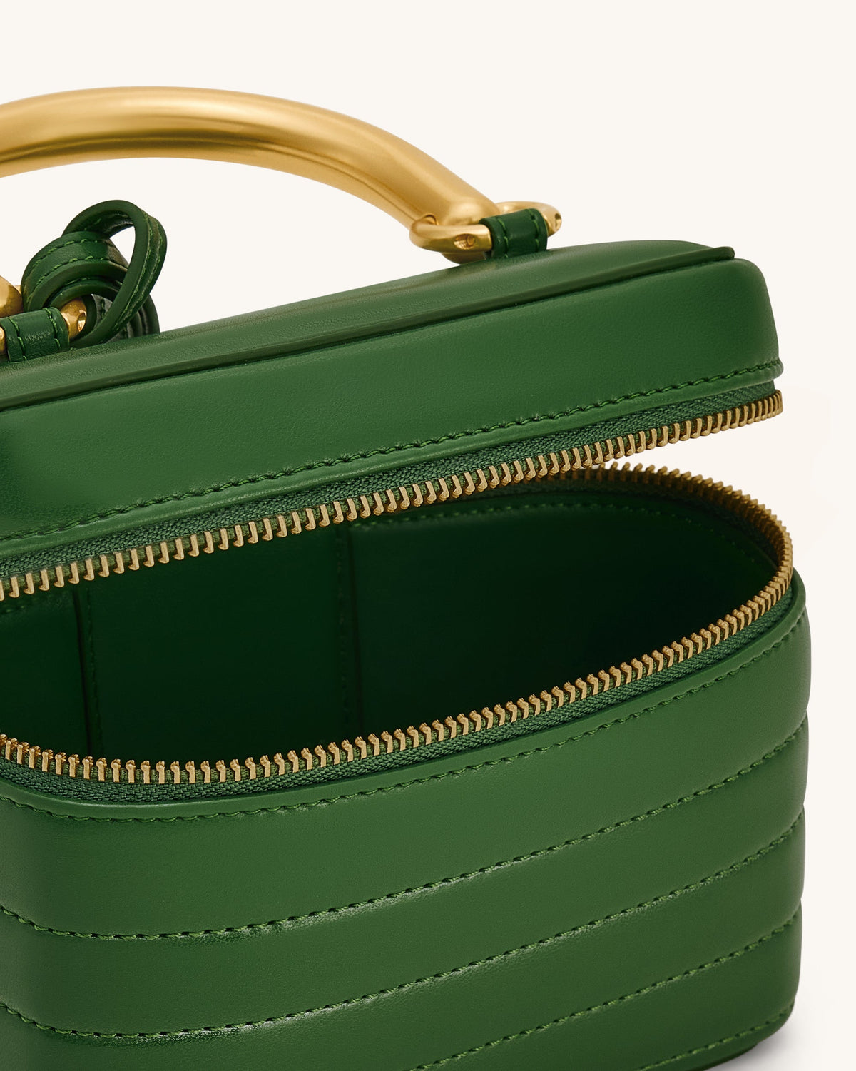 Evelyn Quilted Box Top Handle Bag - Green | JW PEI