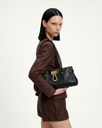 Yvette Elongated Tote Bag - Black | JW PEI