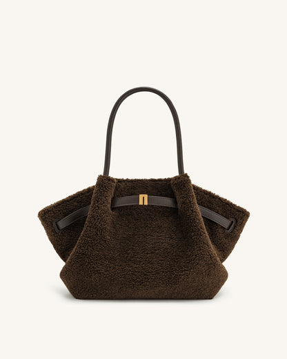 Hana Medium Faux Fur Tote Bag - Mocha Brown | JW PEI