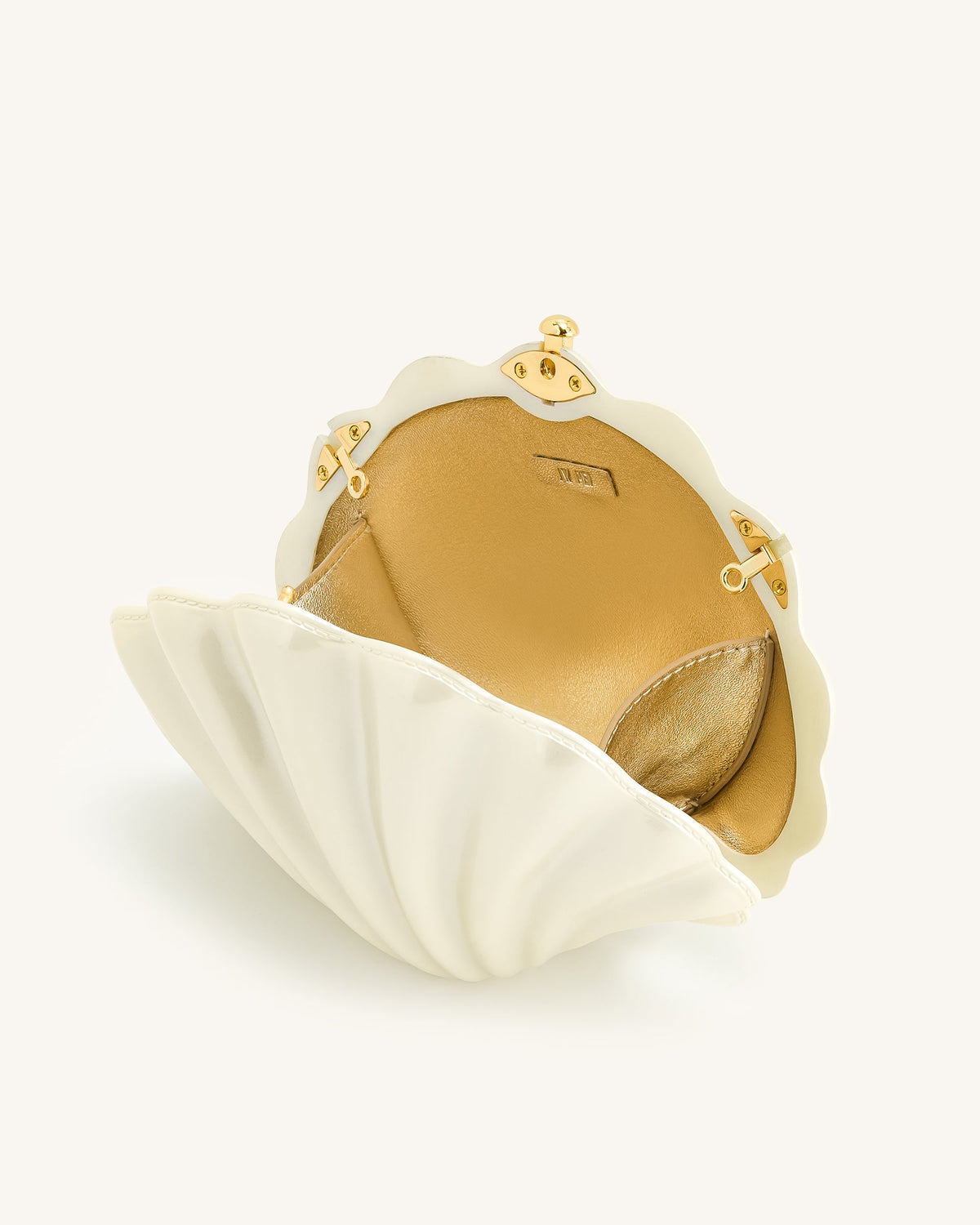 Maisie Shell Clutch - Ivory | JW PEI