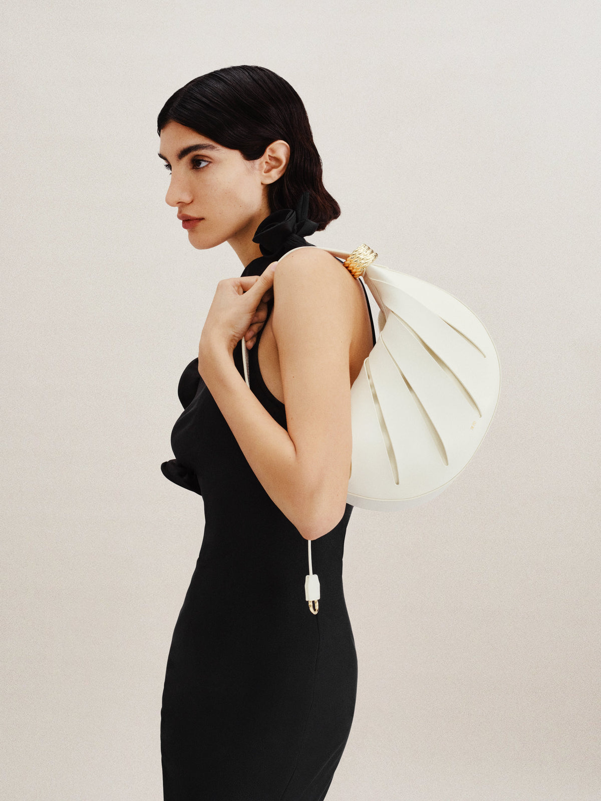 Jana Hollow Out Shoulder Bag - White | JW PEI