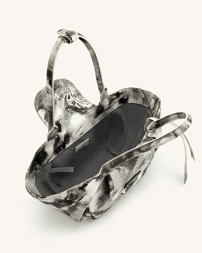 Zoey Pockets Shoulder Bag - White | JW PEI