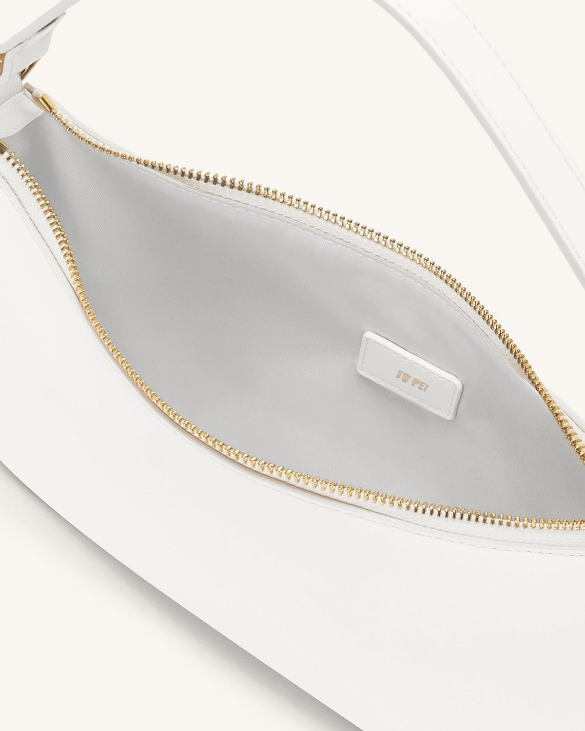 Lily Shoulder Bag - White | JW PEI