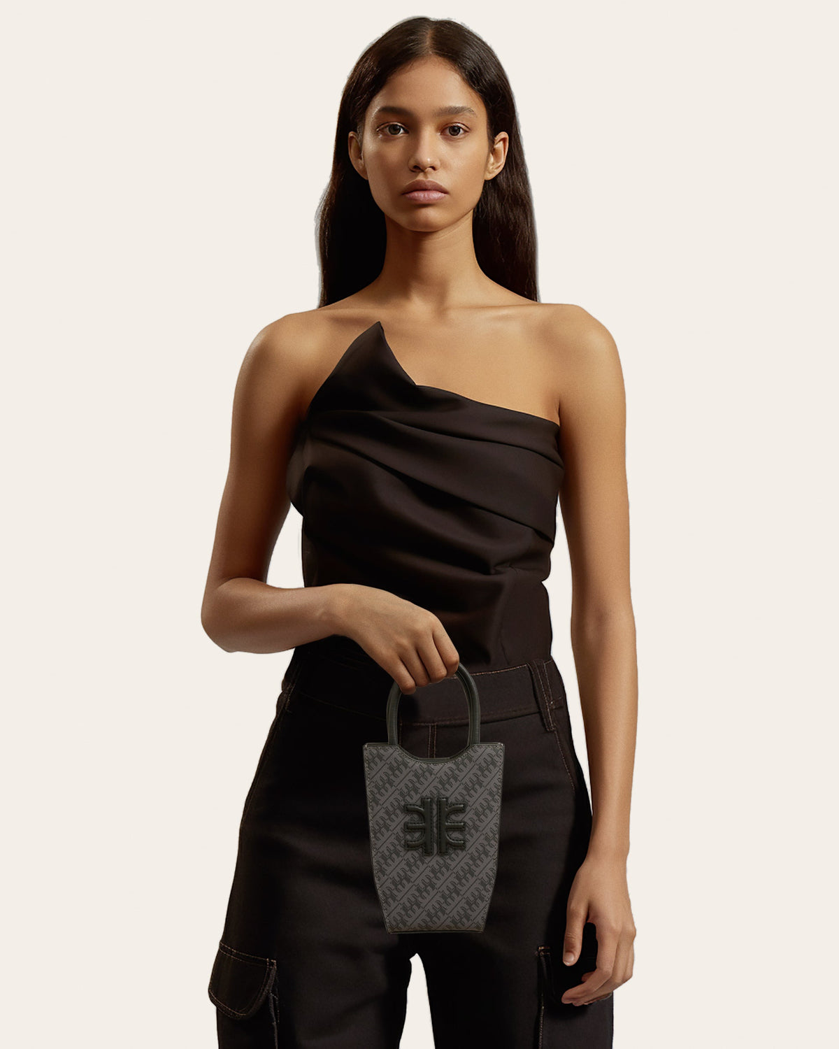 FEI Phone Bag - Iron Black | JW PEI