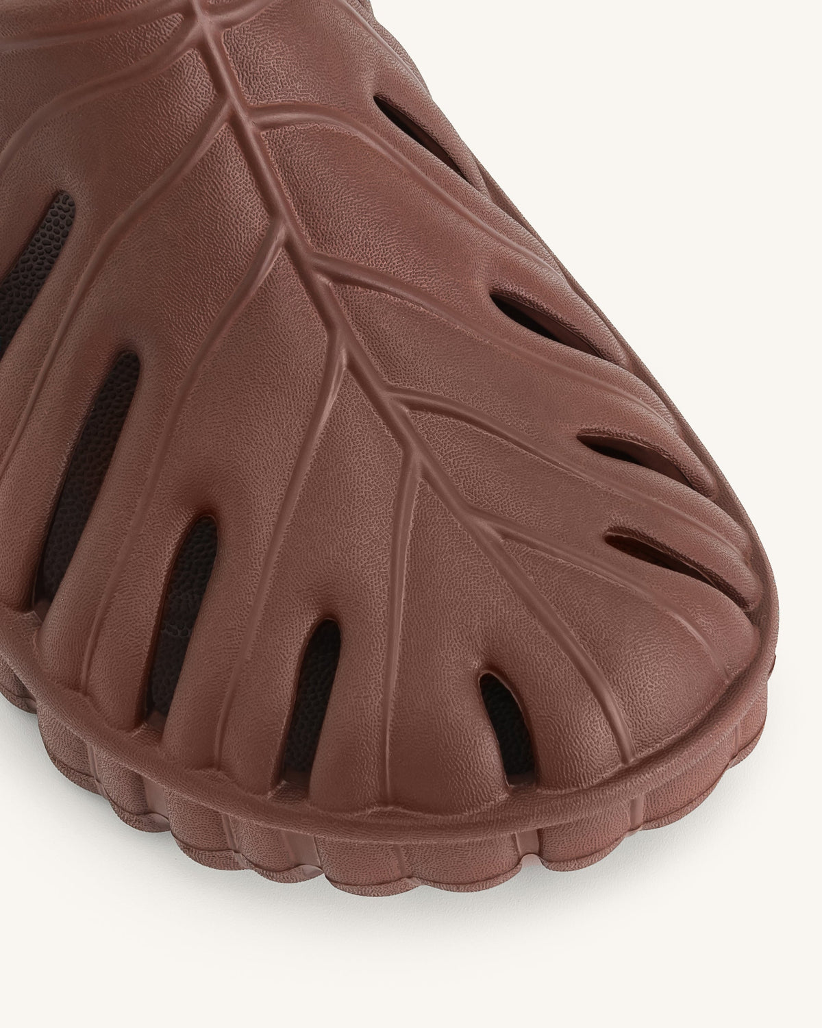 Tara Leaf Platform Clog - Brown | JW PEI