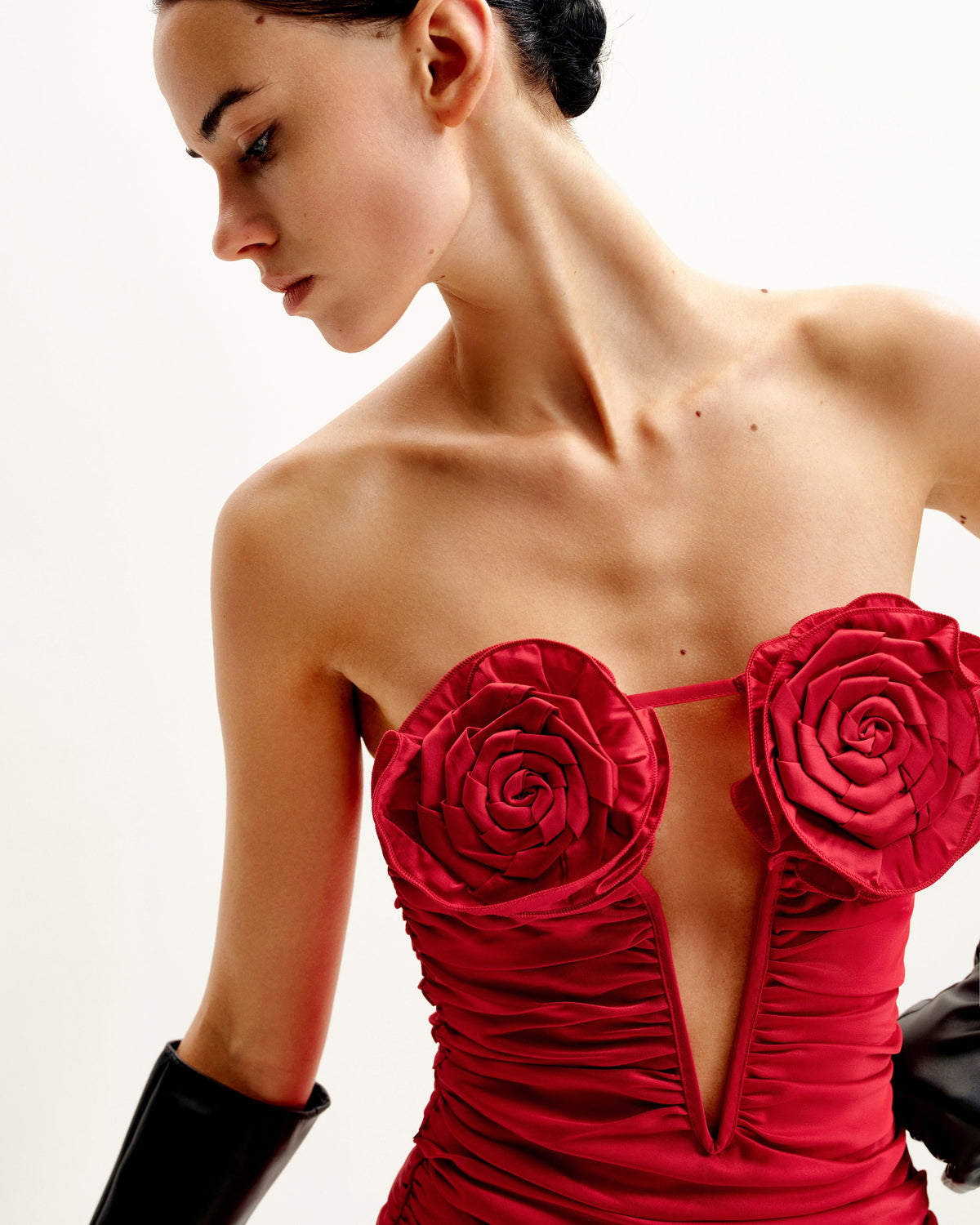 Bailee Red Floral Applique And Ruched Tube Mini Dress - Red | JW PEI