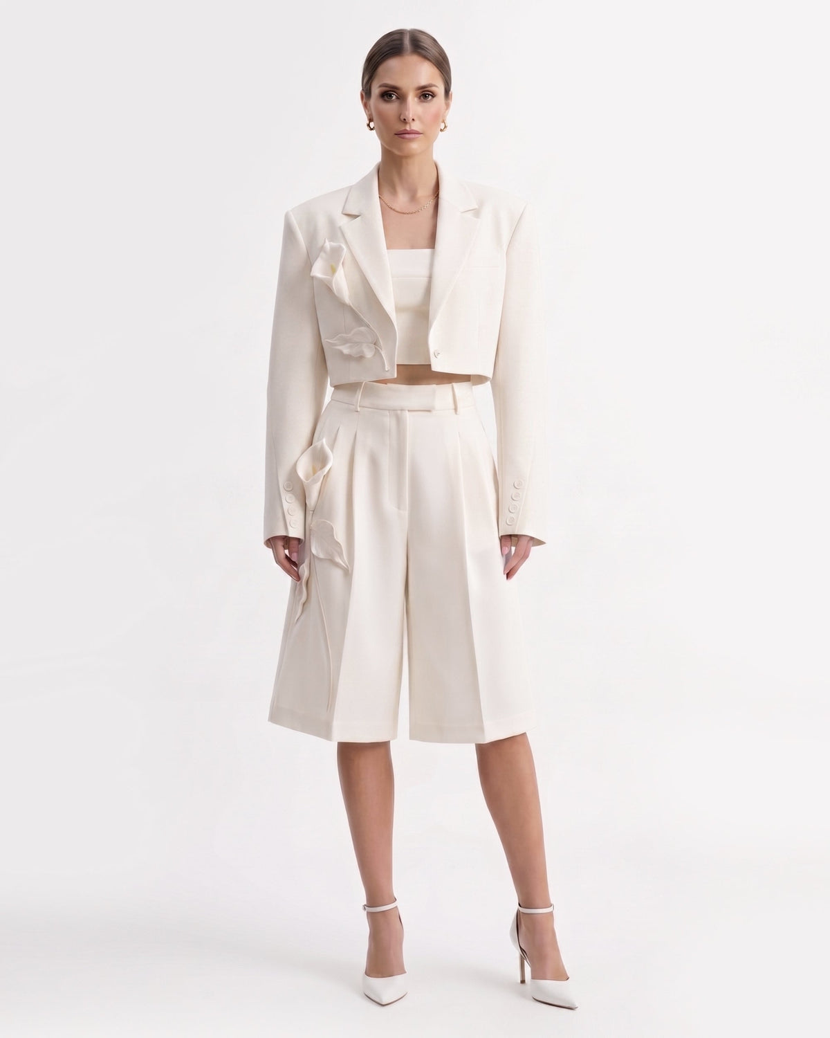 Floral Appliqué Cropped Blazer - White | JW PEI