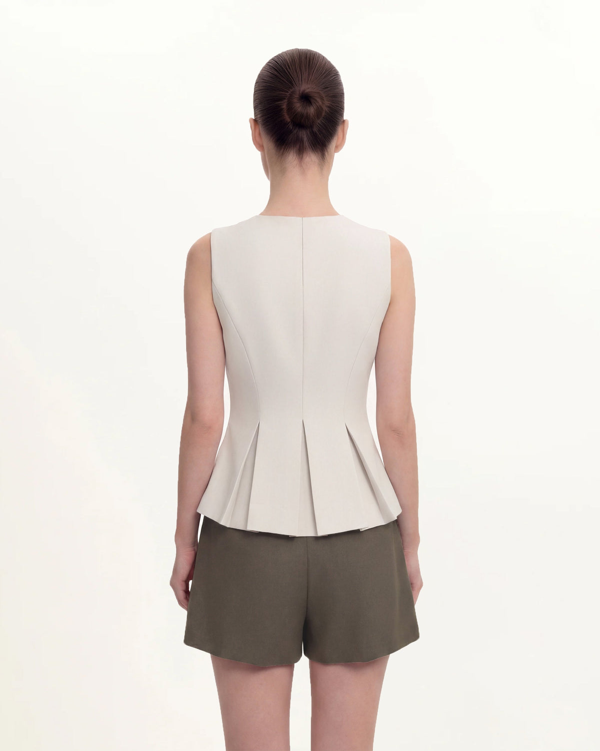 Structured Seam Round - Beige | JW PEI